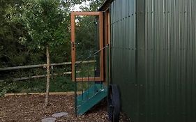 Glamping Malvern Shepherd Hut