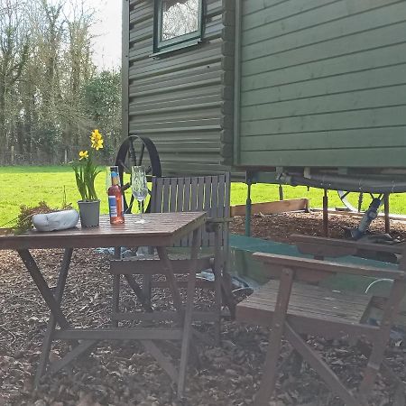 Glamping Malvern Shepherd Hut Exterior photo