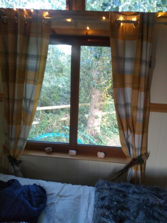 Glamping Malvern Shepherd Hut Exterior photo