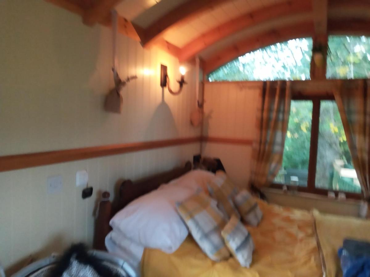 Glamping Malvern Shepherd Hut Exterior photo
